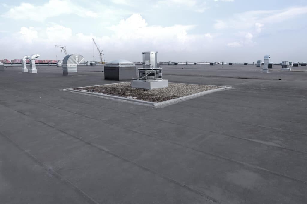 finished-commercial-roof-coating